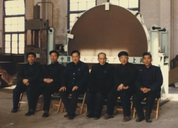 中國早期光學儀器生產技術人員 